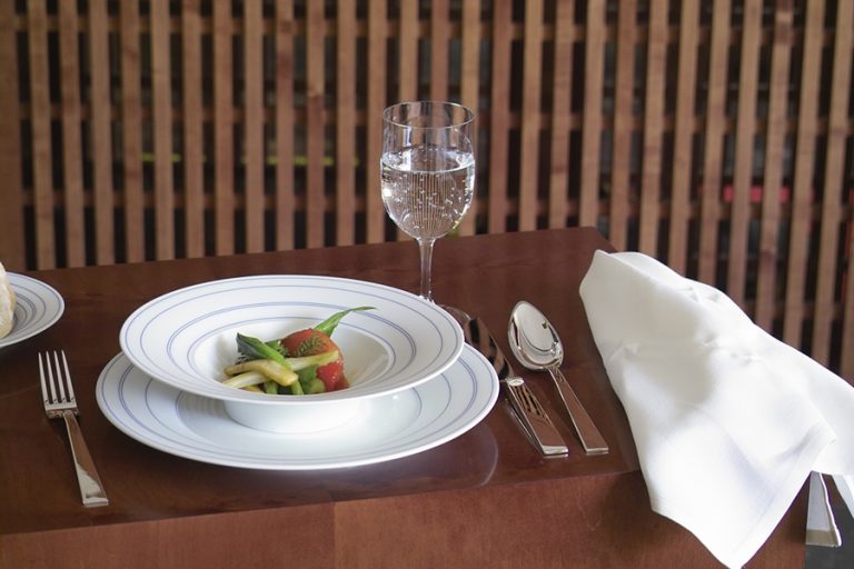 Hering Berin Soda Place setting Hering Berin Soda Place setting