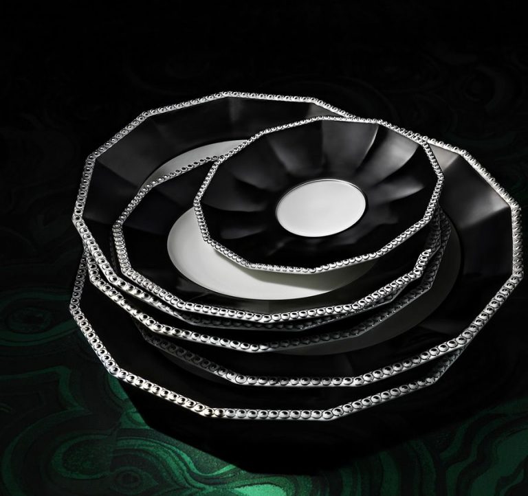 Black Pearl Dinnerware