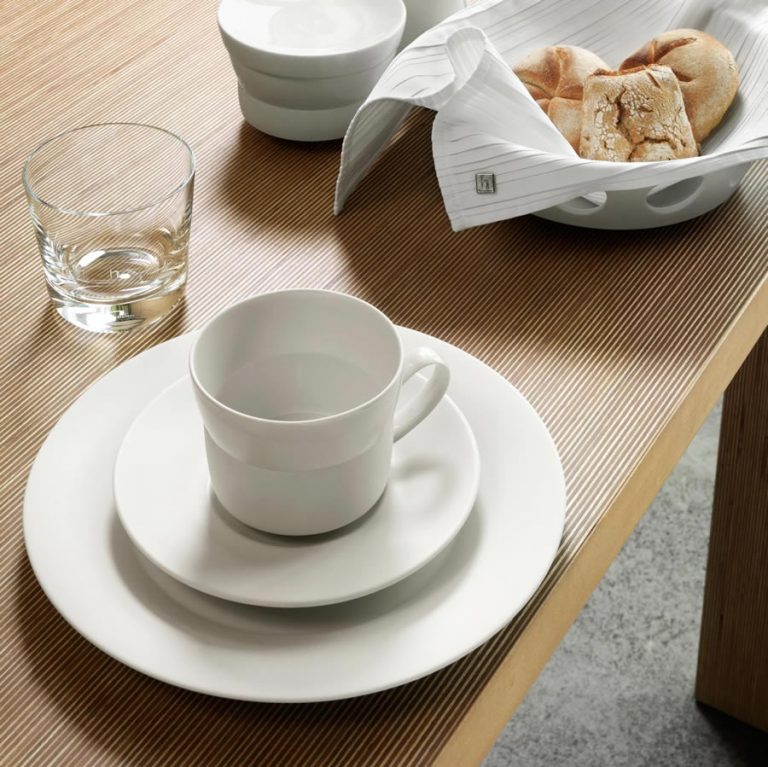 Hering Berlin Velvet Place Setting Hering Berlin Velvet Place Setting