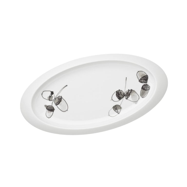 Hering Berlin Piqueur Small Oval Platter Acorns