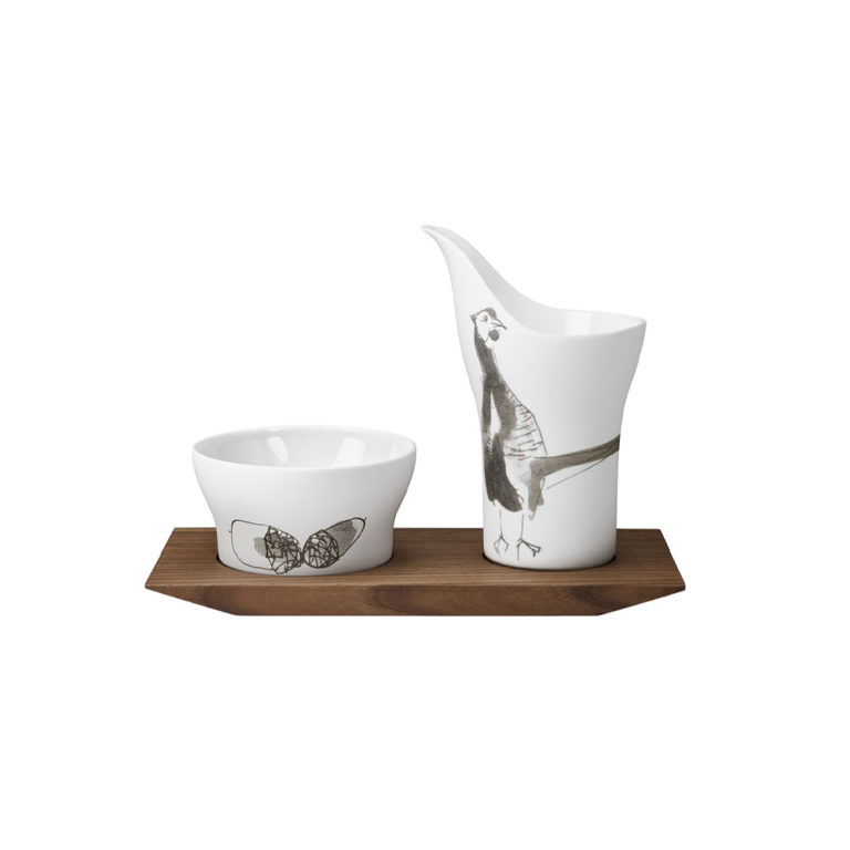 Hering Berlin Piqueur Sugar and Creamer Set with Wooden Tray Hering Berlin Piqueur Sugar and Creamer Set with Wooden Tray