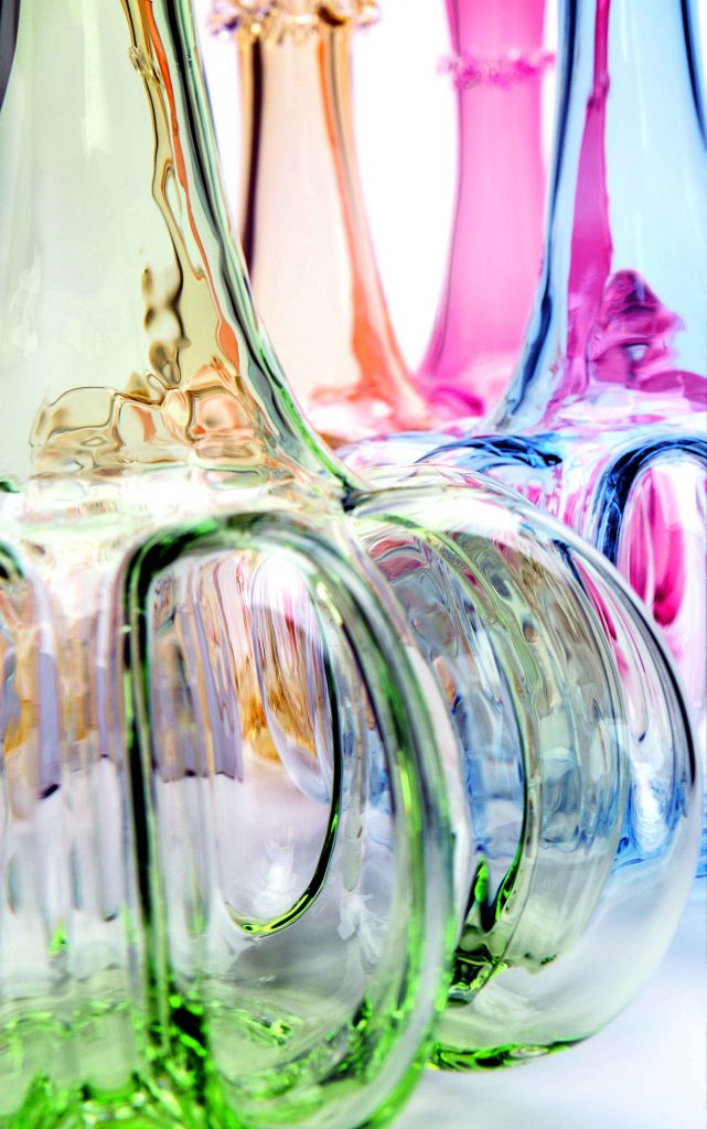 Theresienthal Kurbisflasche Carafes Group Close Up