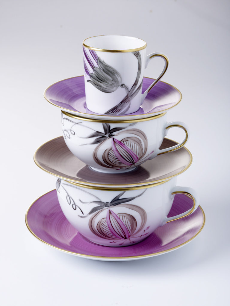 Marie Daage Jardins d’Udaïpur GF Cups and Saucers in Fuchsia
