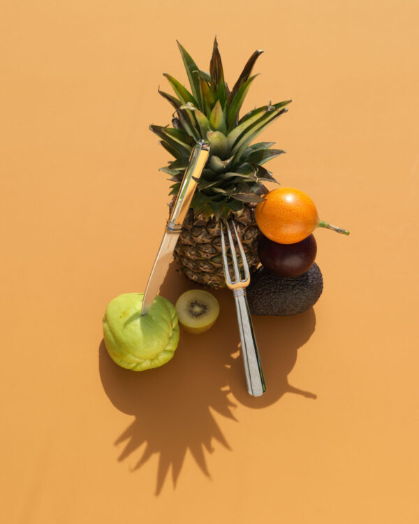 Puiforcat-Couverts-Argent-Massif-Bayonne-Thomas-Duval-Juillet-2021-1200x1500 Puiforcat Bayonne flatware with fruit mood photo,