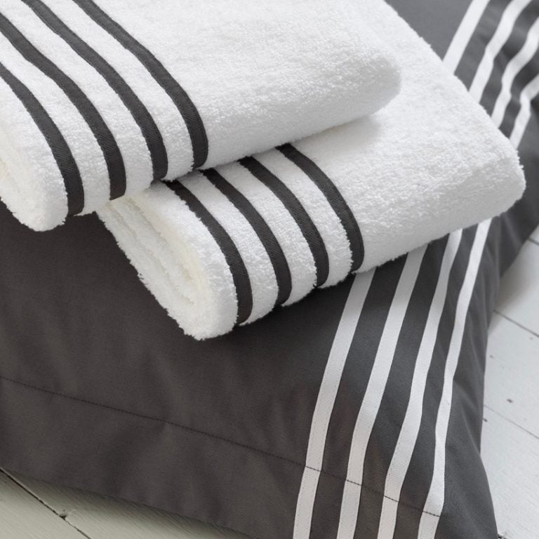 Mirabel Slabbinck Corvus 1016 Towels Mirabel Slabbinck Corvus 1016 Towels