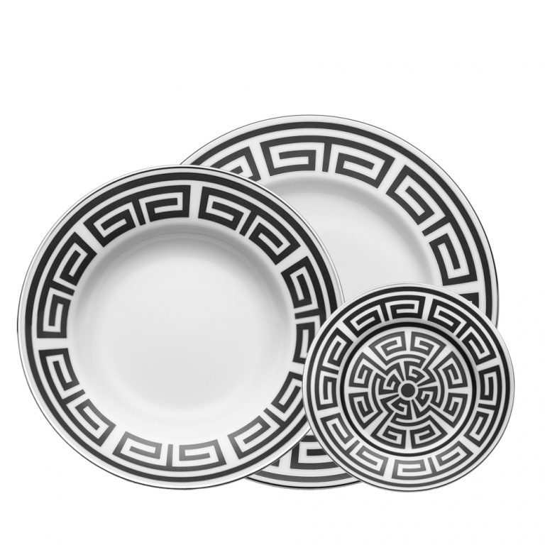 Ginori 1735 Labirinto Black Dinnerware | Available at Kneen & Co