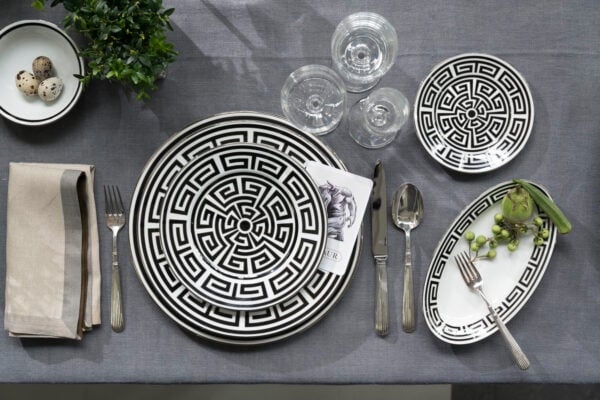 labirinto 2 Ginori 1735 Labirinto Black Dinnerware | Kneen & Co