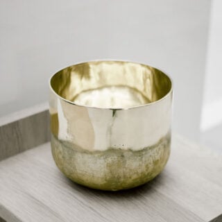 Bukedo Bowl On Table | Michael Verheyden Bukedo Bowl On Table | Michael Verheyden