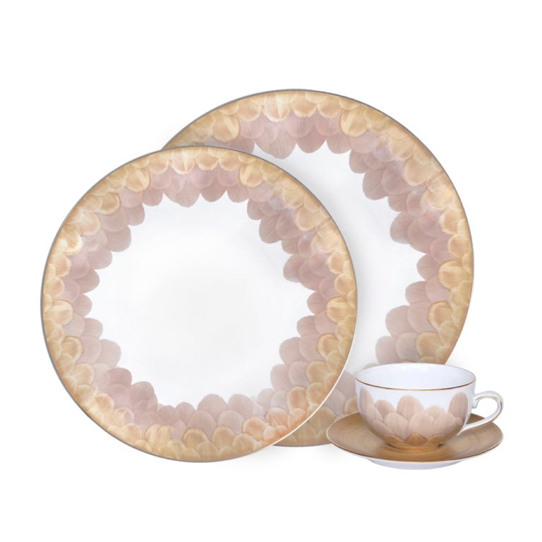 Marie Daage Cercle d'Ecailles Custom Dinnerware Marie Daage Cercle d'Ecailles Custom Dinnerware