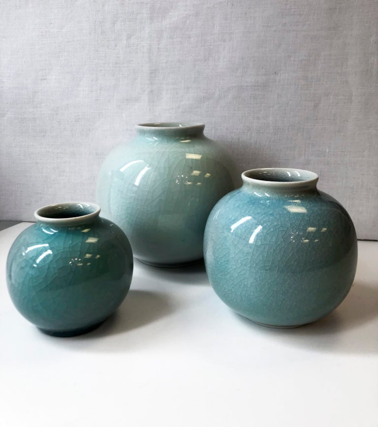 Porcelain vase boule_mood_2_ Christiane Perrochon Vase Boule Celadon
