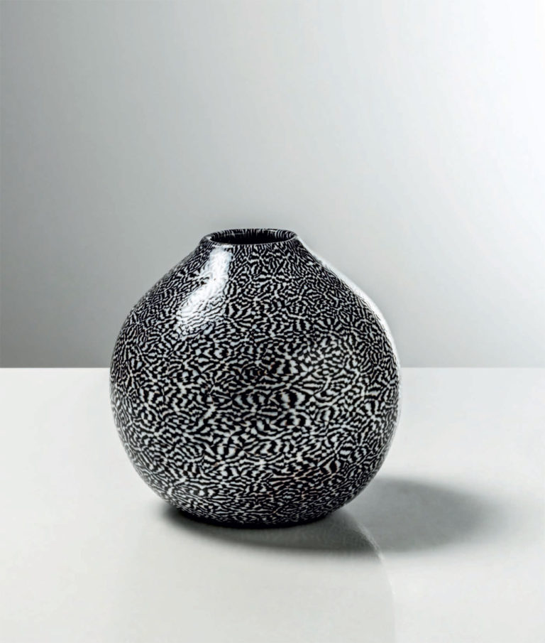 Venini Dama Vase Mood