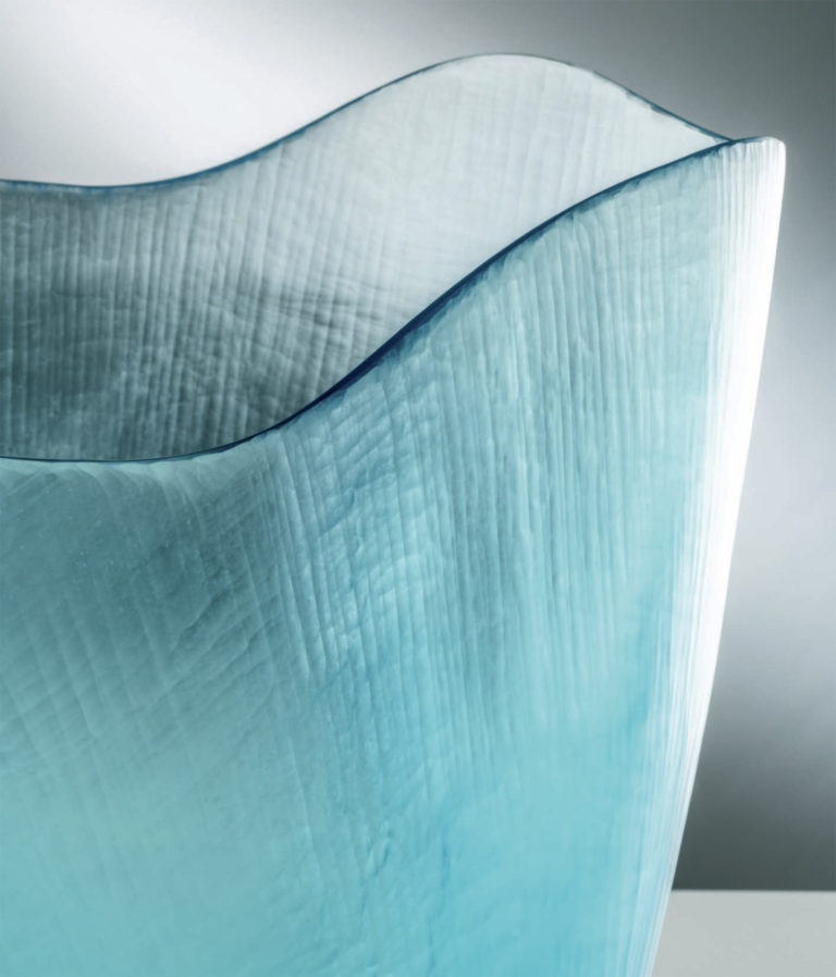 Venini Battuti Vases Aquamarine Mood Close Up Venini Battuti Vases Aquamarine Mood Close Up