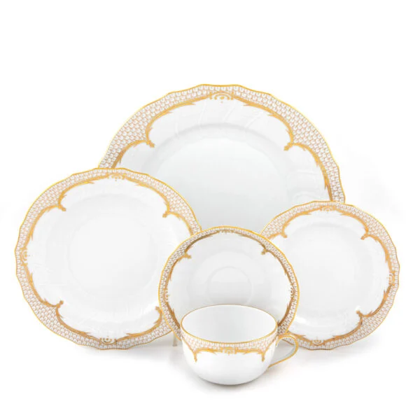 Herend Golden Elegance Dinnerware Herend Golden Elegance Dinnerware