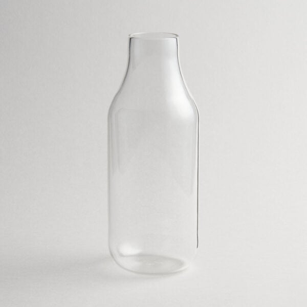 R+D.Lab Helg Caraffe Clear | Kneen & Co