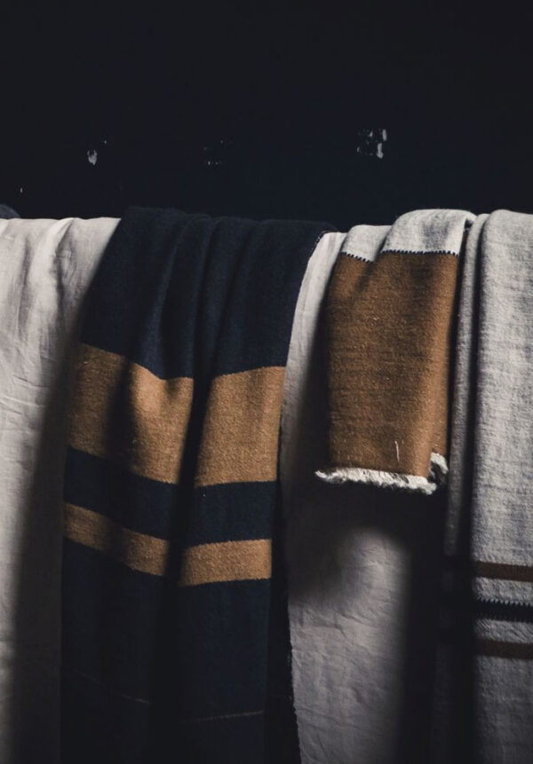 Libeco Oscar Throw Black Stripe Libeco Oscar Throw Black Stripe