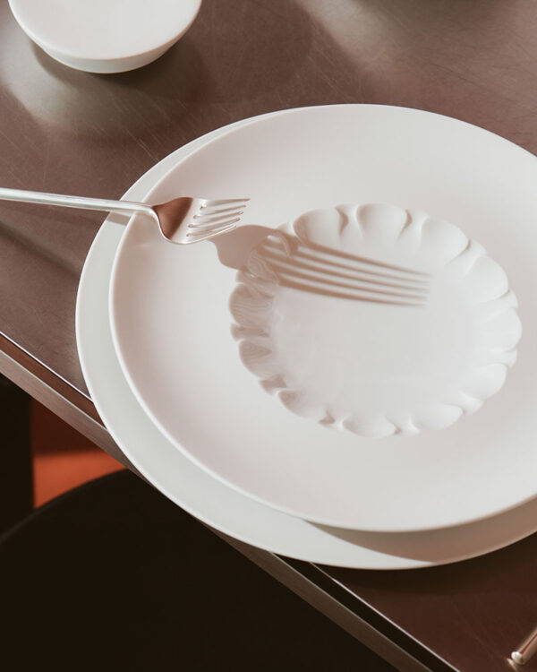 Hering Berlin Evolution Dinnerware | Kneen & Co