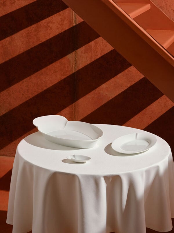 230805_Volker_Conradus_Lokdepot_Evolution-03_WEB Hering Berlin Evolution Dinnerware | Kneen & Co