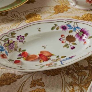 Ginori Granduca Pickle Dish Mood Image on Tablecloth