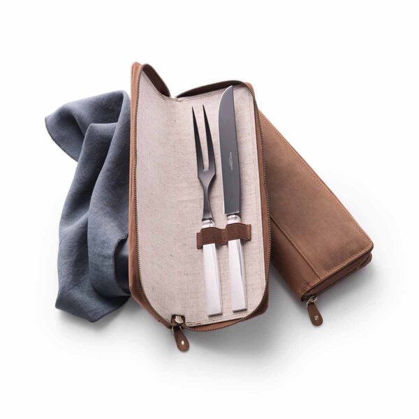 R&B-Riva-Tranchierbesteck-Frozen-Black-im-Lederetui-300dpi-1200x1200-100KB Robbe & Berking Riva Silver Frozen Black Bladed Knife Carving Set in Pouch.