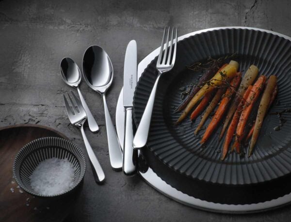 R&B-Silver-Dante-5teiliges-Menuebesteck-1200w-100KB Robbe & Berking Silver Flatware lifestyle photo featuring the Dante pattern no. 2.