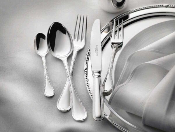 R&B-Silver-Franzoesisch-Perl-5teiliges-Menuebesteck-1200w-100KB Robbe & Berking Silver Flatware lifestyle photo featuring the French Pearl pattern.
