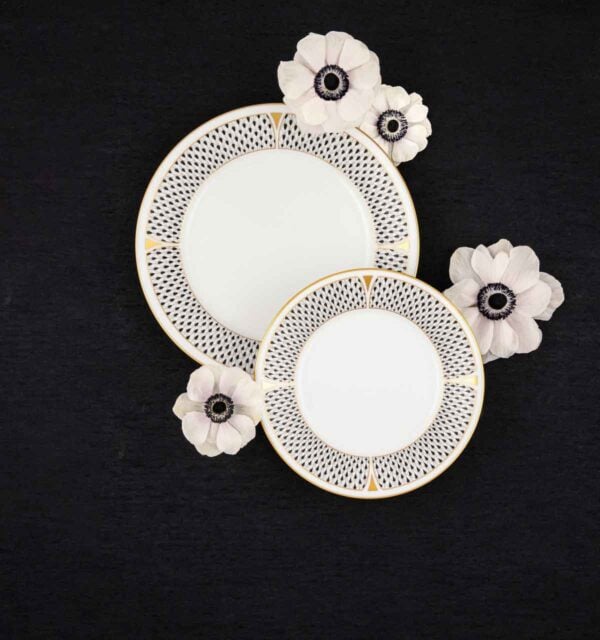HEREND-HOLIDAY-MOOD-Art-deco-black-2023-copy-1200x1200-100KB Herend Art Deco Black Dinnerware | Kneen & Co