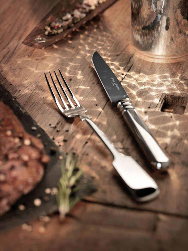 R&B-Alt-Spaten_Frozen-Black_Steak-Knife2-1200w-100KB Robbe & Berking Alt-Spaten Silver Frozen Barbecue Set including Menu Fork and Frozen Black Steak Knife.