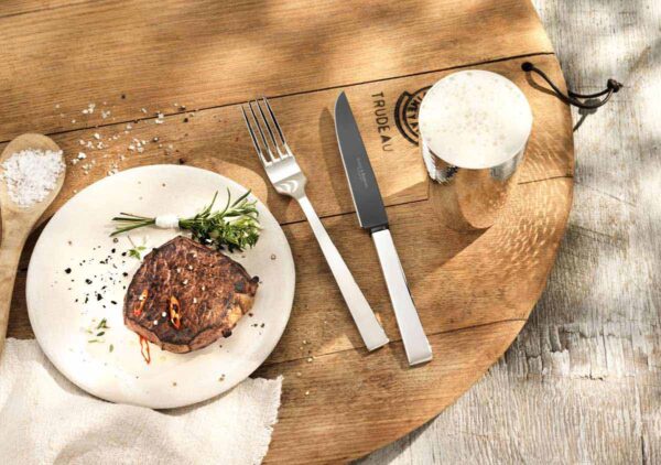 R&B-Riva_Frozen-Black_Steak-Knife-1200w-100KB Robbe & Berking Riva Silver Frozen Barbecue Set including Menu Fork and Frozen Black Steak Knife.