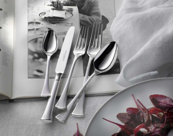 Robbe & Berking Avenue Silver 5 Piece Place Setting Mood Photo