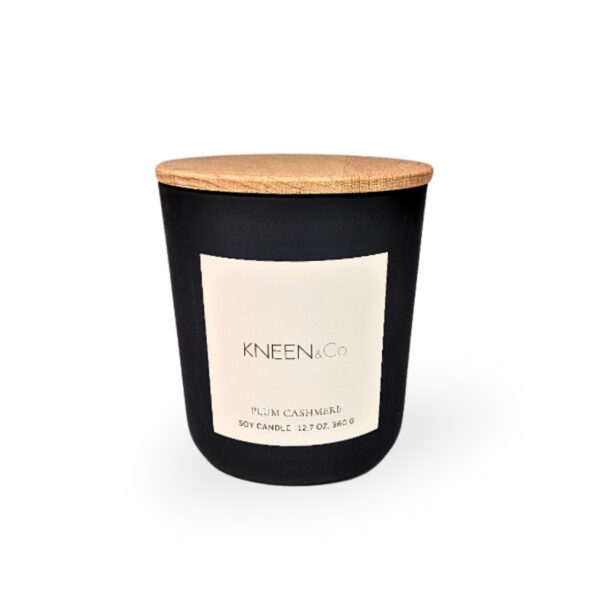 Kneen Candle Plum Cashmere w Lid