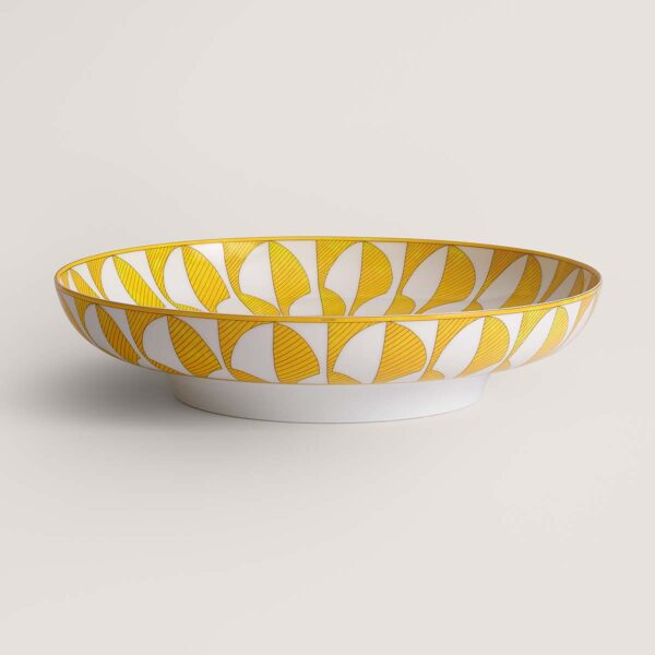 HERMES-DNRWR-Soleil-dHermes-046052P-worn-3-1200x1200px-100KB Hermès Soleil d’Hermès Large Deep Round Platter shown on table | Kneen & Co