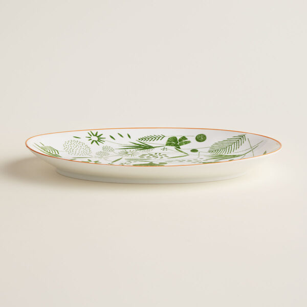 HERMES-DNRWR-walk-inGarden-043050P-worn-3-1200x1200px-100KB