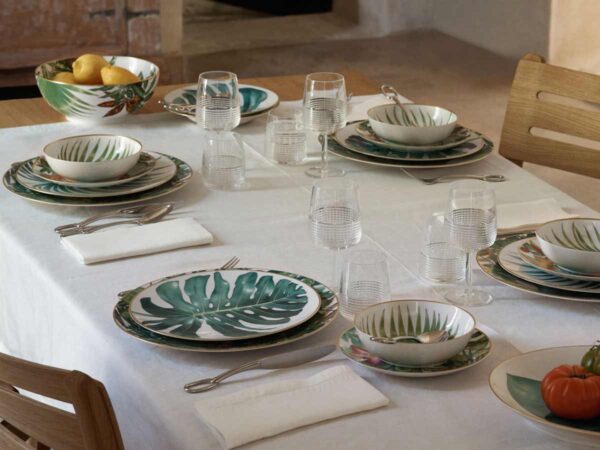 Hermes Passifolia Dinnerware table setting | Kneen & Co
