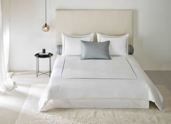 MIRABEL-PARENT-Allura2041-01-1600x1200px-100KB Mirabel Slabbinck Allura Bedding Collection