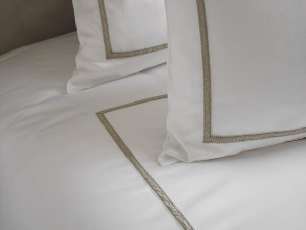Mirabel Slabbinck Bonsomi Bedding Collection