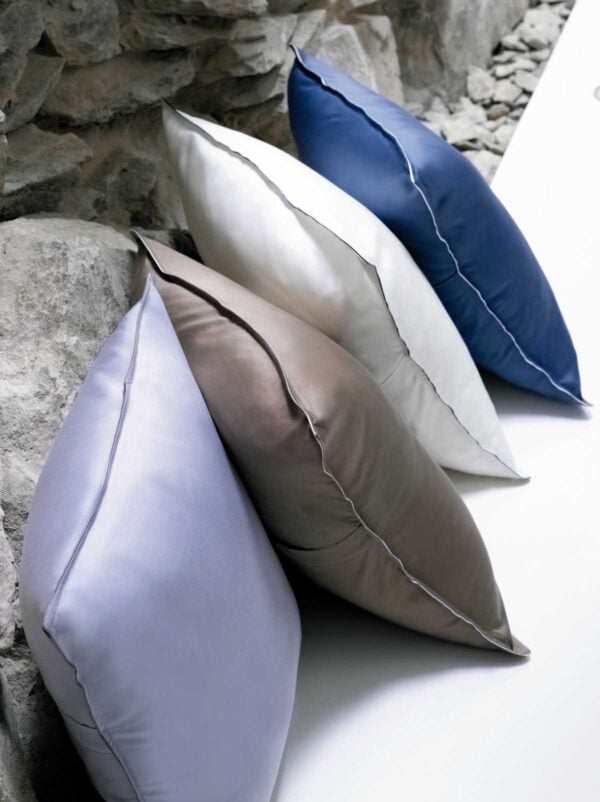 MIRABEL-PARENT-Jaluk1021-02-1200x1600px-100KB Mirabel Slabbinck Jaluk Bedding Collection
