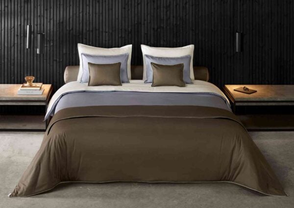 MIRABEL-PARENT-Jaluk1021-05-1200x1700px-100KB Mirabel Slabbinck Jaluk Bedding Collection