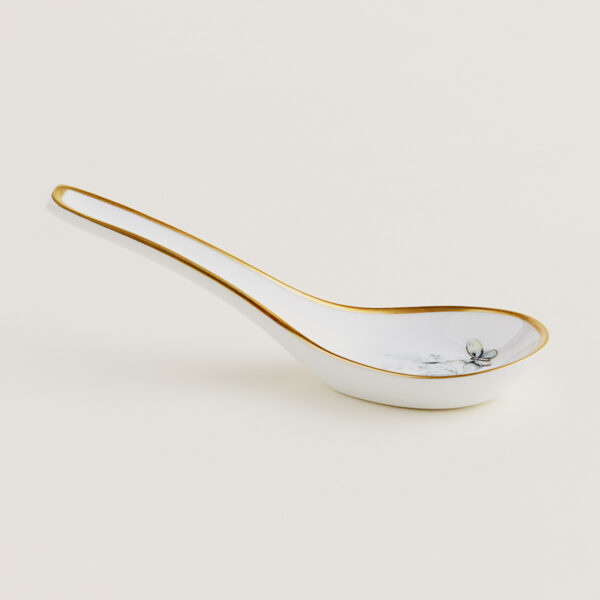 HERMES-DNRWR-carnets-dEquateur-038088P-worn-1-1200x1200px-100KB Hermès Carnets d'Equateur Soup Spoon shown on table | Kneen & Co
