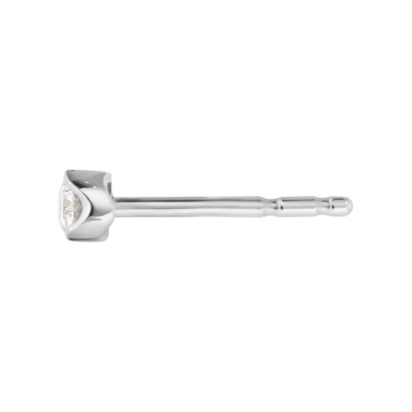 GJensen-20001347-GJSIGNATURE-EARSTUD-1652A-WG-DIAMND-0-05CT-02-1200x1200-100KB Georg Jensen Signature Diamonds Solitaire Stud Earring 0.05 ct side view| White Gold