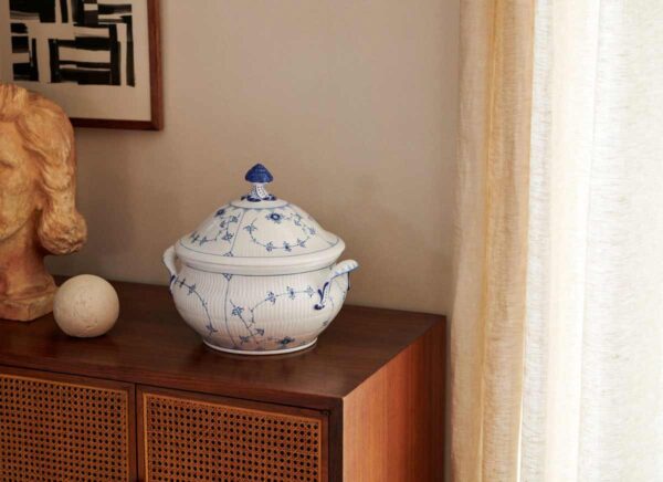 Royal Copenhagen Blue Fluted Plain Tureen with Lid set on side table | Kneen & Co