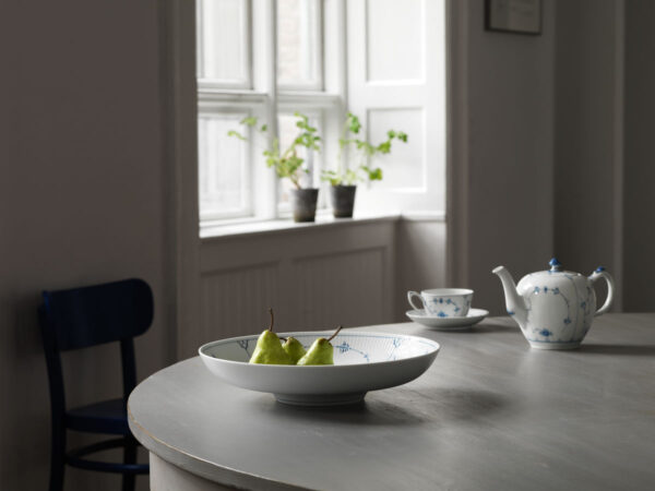 Blue-Fluted-Plain_Large-bowl_34cm_TIF Blue-Fluted-Plain_Large-bowl_34cm_TIF