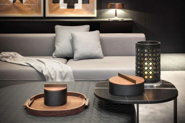 GB-RIVIERE-DAMA-COLLECTION-LIFESTYLE01-1200w-100KB Riviere Collection | Kneen & Co