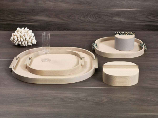 GB-RIVIERE-DAMA-COLLECTION-LIFESTYLE14-1200w-100KB Riviere Collection | Kneen & Co