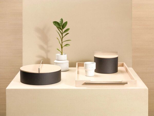 GB-RIVIERE-DAMA-COLLECTION-LIFESTYLE17-1200w-100KB Riviere Collection | Kneen & Co