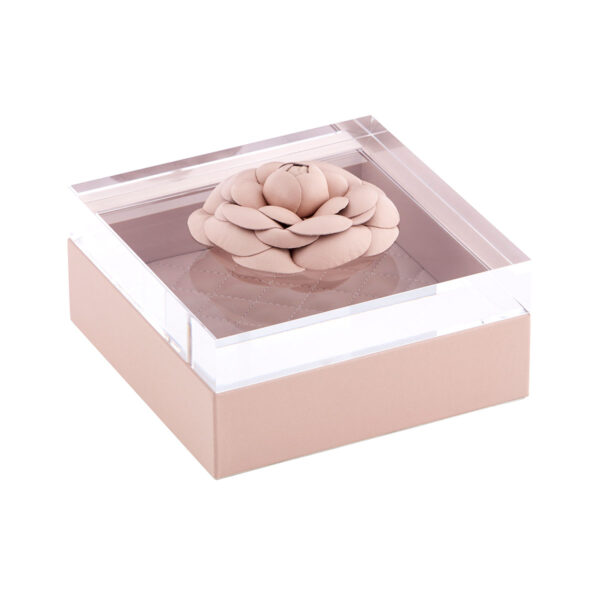 GB-Riviere-S1-PT-FL-Fleur-DiamondsSQRBox-QuiltedPadded-SM-BLUSH PINK-CUTOUT02-1200x1200-100KB Riviere Fleur Square Box | Kneen & Co