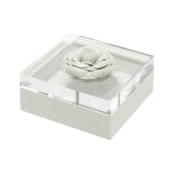 GB-Riviere-S1-PT-FL-Fleur-DiamondsSQRBox-QuiltedPadded-SM-CELADON GREEN-CUTOUT01-1200x1200-100KB Riviere Fleur Square Box | Kneen & Co
