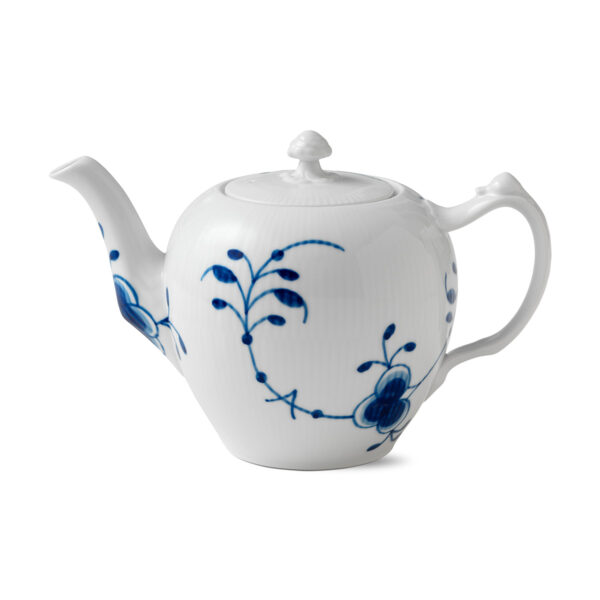 RoyalCopenhagen-1017340-BLUE-MEGA-TEAPOT-100CL-01-1200x1200-100KB Royal Copenhagen Blue Fluted Mega Teapot | Kneen & Co