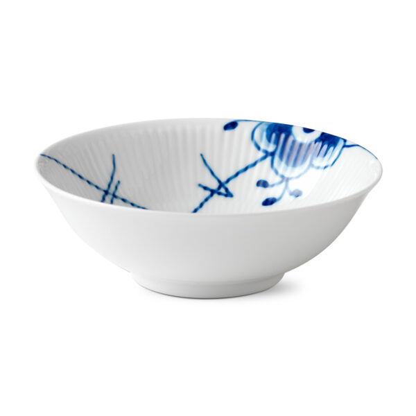 RoyalCopenhagen-1017357-BLUE-MEGA-BOWL-35CL-01-1200x1200-100KB