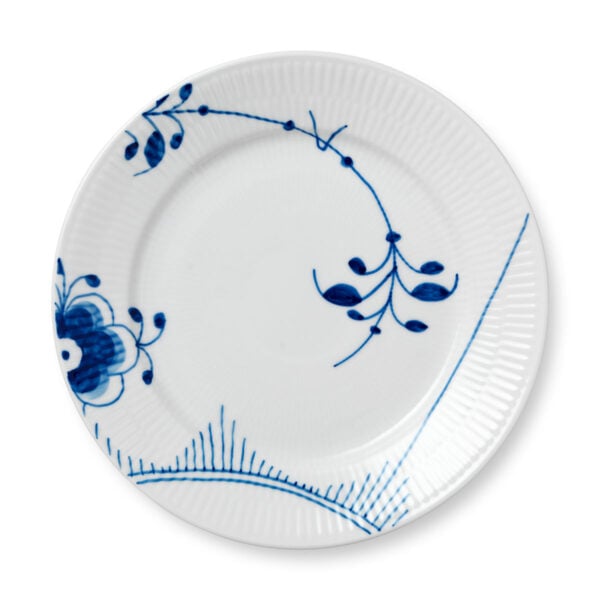 RoyalCopenhagen-1017365-BLUE-MEGA-PLATE-22CM-1200x1200-100KB Royal Copenhagen Blue Fluted Mega Medium Plate no. 2 | Kneen & Co