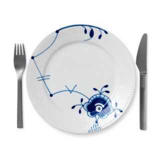 Royal Copenhagen Blue Fluted Mega Medium Plate no. 6 | Kneen & Co